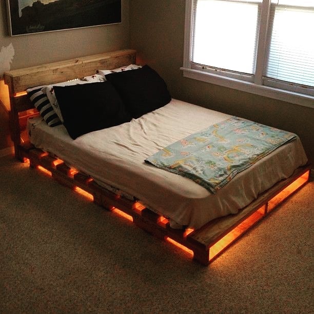 Bed frame - main image