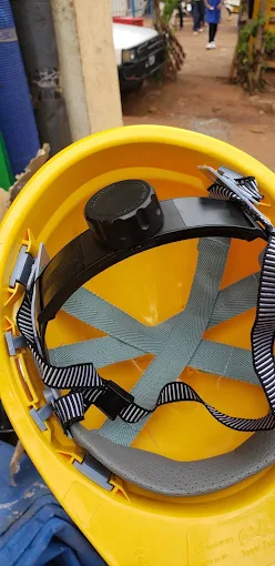 Safety helmet - main image