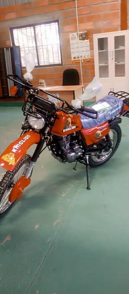 Motorbike - image 2